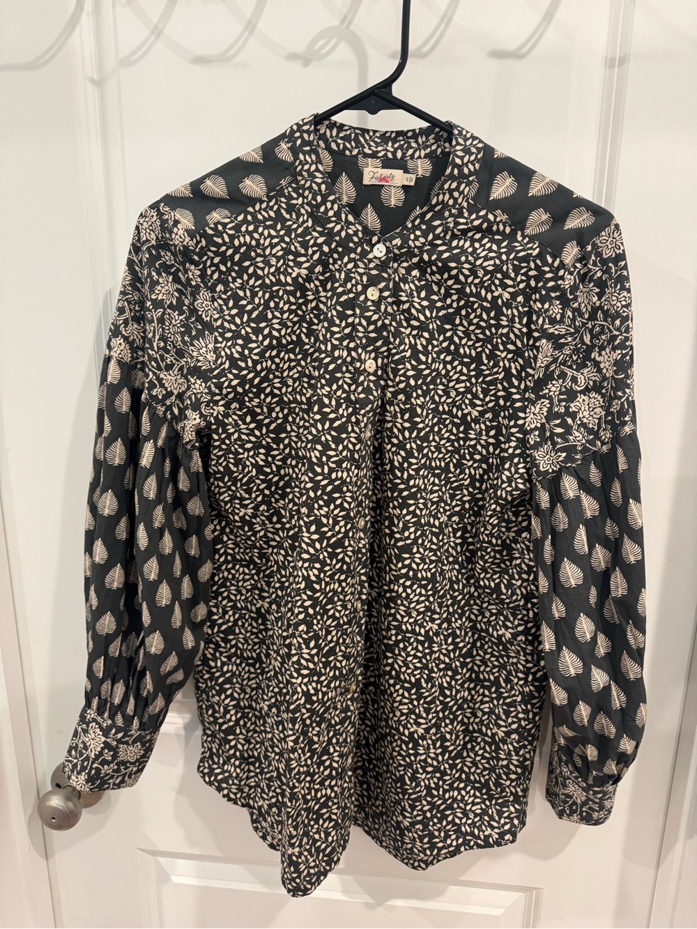 Faherty Floral-Print Black and Cream Long-Sleeve Shirt